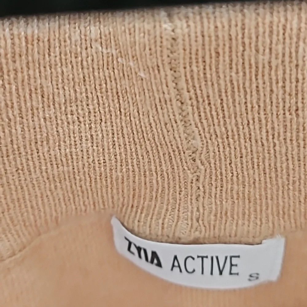 Zyia Sweater and Sweater Skirt Bundle - Picture 7 of 9